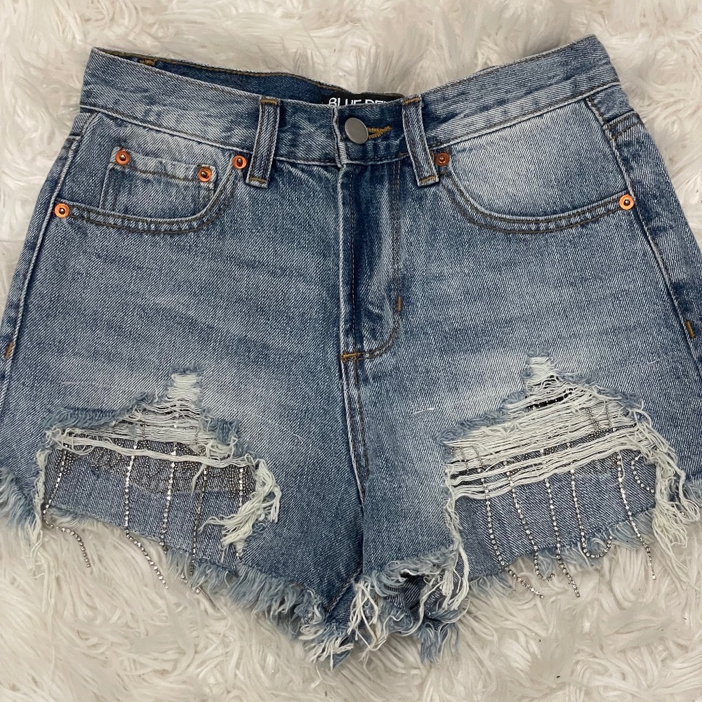 BLUE REVIVAL BLiNG FRINGE SHORTS SZ 24